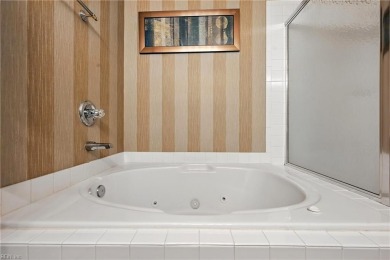 This inviting townhome in lovely Harbour View is priced to sell! on Riverfront Golf Club in Virginia - for sale on GolfHomes.com, golf home, golf lot