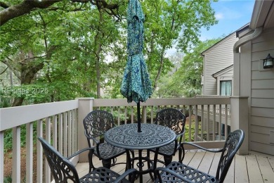 Updated and fully furnished top-floor corner unit in Lighthouse on Harbour Town Golf Links in South Carolina - for sale on GolfHomes.com, golf home, golf lot