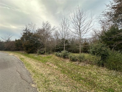 Wooded 1-acre lot with access to Country Club Golf Course! on Sulphur Springs Country Club in Texas - for sale on GolfHomes.com, golf home, golf lot