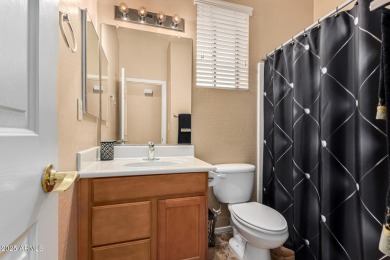 CHARMING OAKMONT floor plan w/ 2 BED, 2 BATH + DEN in the GATED on Oakwood Golf Club  in Arizona - for sale on GolfHomes.com, golf home, golf lot