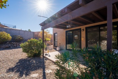 Desirable end unit at Stonebridge golf course community! on London Bridge Golf Course in Arizona - for sale on GolfHomes.com, golf home, golf lot