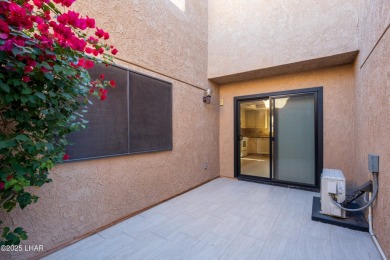 Desirable end unit at Stonebridge golf course community! on London Bridge Golf Course in Arizona - for sale on GolfHomes.com, golf home, golf lot