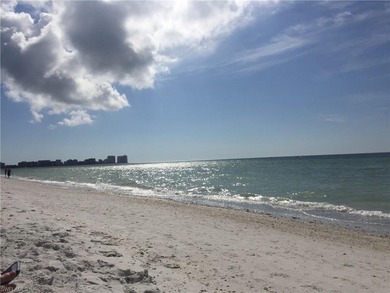 BEST VALUE vacation home in the whole neighborhood! Captivating on Cedar Hammock Golf and Country Club in Florida - for sale on GolfHomes.com, golf home, golf lot