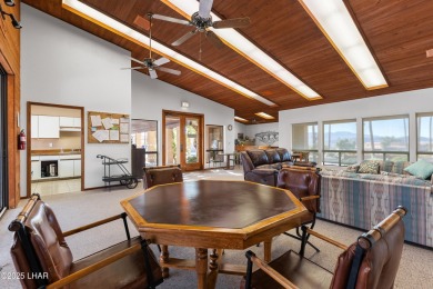 Desirable end unit at Stonebridge golf course community! on London Bridge Golf Course in Arizona - for sale on GolfHomes.com, golf home, golf lot