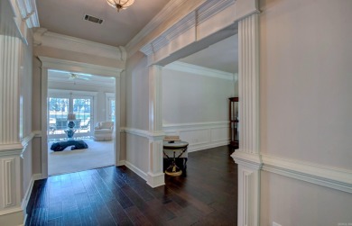 Gorgeous Home in the Lawrence Addition of Maumelle! This on Maumelle Golf and Country Club in Arkansas - for sale on GolfHomes.com, golf home, golf lot