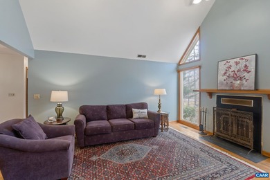 NEW TO THE MARKET!  Easy MAIN LEVEL living in this 3 bed 2 bath on Lake Monticello Golf Course in Virginia - for sale on GolfHomes.com, golf home, golf lot