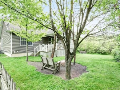 ESCAPE TO THIS SPACIOUS RANCH STYLE HOME IN LEXINGTON! NESTLED on Lakeview Hills Country Club and Resort  in Michigan - for sale on GolfHomes.com, golf home, golf lot