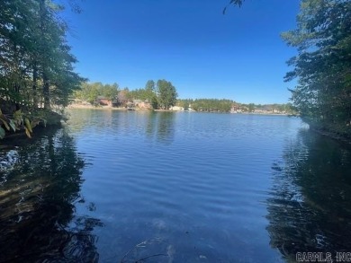 Attention Builders! This exceptional lakefront lot located in a on Granada Golf Course in Arkansas - for sale on GolfHomes.com, golf home, golf lot