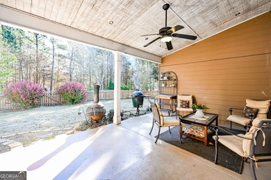 Great opportunity for a large family 5 bedrooms 3 baths. Large on Mirror Lake Golf Club in Georgia - for sale on GolfHomes.com, golf home, golf lot