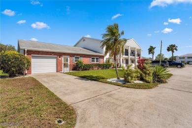 If you are looking for THE best deal in all of South Fort Myers on Cypress Lake Country Club in Florida - for sale on GolfHomes.com, golf home, golf lot