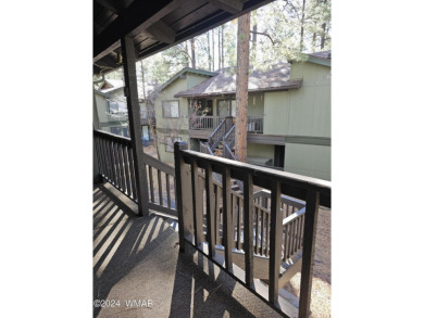 This fully furnished condominium is ideally located just a short on Pinetop Lakes Golf and Country Club in Arizona - for sale on GolfHomes.com, golf home, golf lot