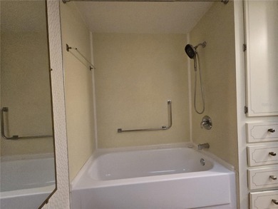 LAND OWNED 2-bedroom 2 bath manufactured home in Zellwood on Zellwood Station Country Club in Florida - for sale on GolfHomes.com, golf home, golf lot