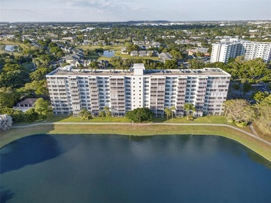 Welcome to this inviting 2BR/2BA condo located in the desirable on  in Florida - for sale on GolfHomes.com, golf home, golf lot