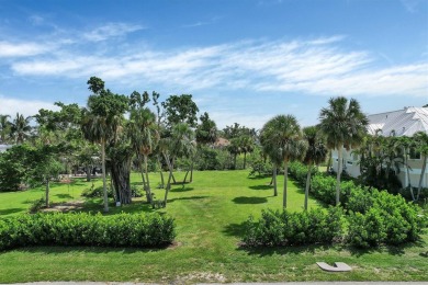 Large waterfront lot with approximately 102 ft of shallow water on Rotonda Golf and Country Club The Links Course in Florida - for sale on GolfHomes.com, golf home, golf lot