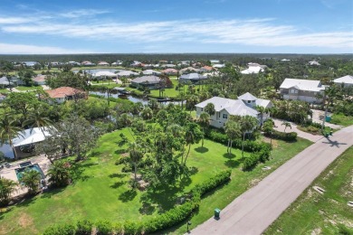 Large waterfront lot with approximately 102 ft of shallow water on Rotonda Golf and Country Club The Links Course in Florida - for sale on GolfHomes.com, golf home, golf lot