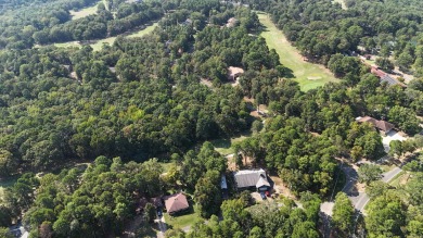 Golf Course Home! Home sits on 2 lots, has a 2 car garage on Indian Hills Country Club in Arkansas - for sale on GolfHomes.com, golf home, golf lot