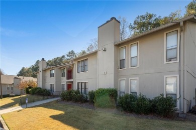 Welcome home to this cute condo located within 10 minutes  of on Heritage Golf Links in Georgia - for sale on GolfHomes.com, golf home, golf lot