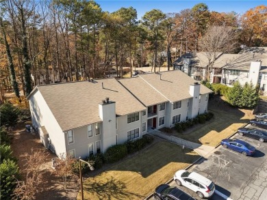 Welcome home to this cute condo located within 10 minutes  of on Heritage Golf Links in Georgia - for sale on GolfHomes.com, golf home, golf lot