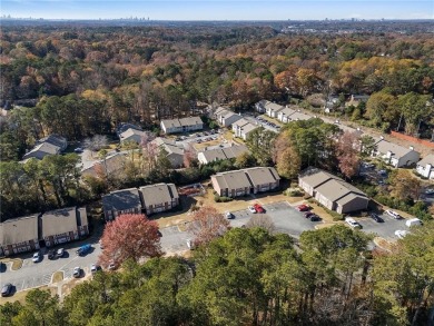 Welcome home to this cute condo located within 10 minutes  of on Heritage Golf Links in Georgia - for sale on GolfHomes.com, golf home, golf lot