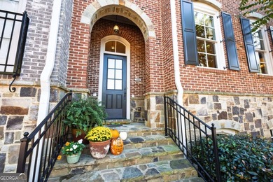 A BEAUTIFUL CHRISTMAS GIFT! Come home to St David's Square in on Marietta Country Club in Georgia - for sale on GolfHomes.com, golf home, golf lot