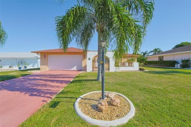 METICULOUSLY MAINTAINED WITH PRIDE OF OWNERSHIP this is a - NO on North Lakes Golf Course in Florida - for sale on GolfHomes.com, golf home, golf lot