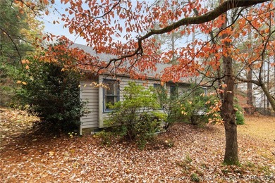 Charming and well-kept home in a quiet Pinehurst cul-de-sac! on Pinehurst Golf Course No. 8 in North Carolina - for sale on GolfHomes.com, golf home, golf lot