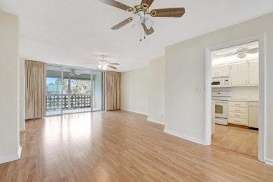 Experience the best of downtown Lake Worth Beach in this on Lake Worth Municipal Golf Course in Florida - for sale on GolfHomes.com, golf home, golf lot