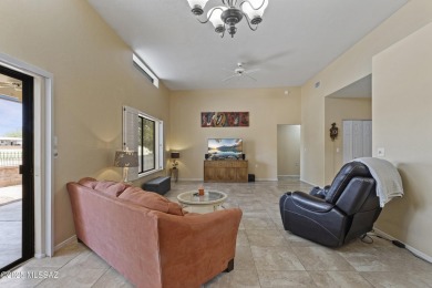 Welcome to this delightful 2-bedroom, 2 full bathroom home on Country Club of Green Valley in Arizona - for sale on GolfHomes.com, golf home, golf lot