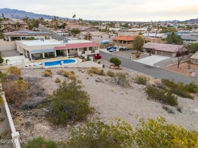 Here's a great lot with tons of potential located in a very on London Bridge Golf Course in Arizona - for sale on GolfHomes.com, golf home, golf lot