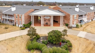 FULLY RENOVATED CONDO - LIKE BRAND NEW with A Modern Touch! on Pecan Plantation Country Club in Texas - for sale on GolfHomes.com, golf home, golf lot