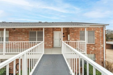 FULLY RENOVATED CONDO - LIKE BRAND NEW with A Modern Touch! on Pecan Plantation Country Club in Texas - for sale on GolfHomes.com, golf home, golf lot