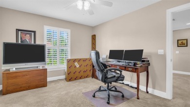 End-unit & Corner Lot with upgrades galore in the Amazing Villas on Feather Sound Country Club in Florida - for sale on GolfHomes.com, golf home, golf lot