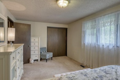 0.44 acre lot in Mead school district! Solid, well maintained 2 on Spokane Country Club in Washington - for sale on GolfHomes.com, golf home, golf lot