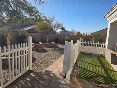 Great Desert Lakes home in an established neighborhood near the on Desert Lakes Golf Course in Arizona - for sale on GolfHomes.com, golf home, golf lot