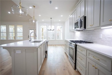 This beautifully upgraded 4 bed / 2 bath home is located in the on Bella Vista - Metfield Golf Complex and Country Club in Arkansas - for sale on GolfHomes.com, golf home, golf lot