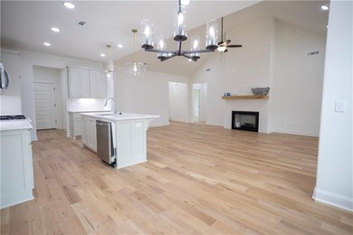 This beautifully upgraded 4 bed / 2 bath home is located in the on Bella Vista - Metfield Golf Complex and Country Club in Arkansas - for sale on GolfHomes.com, golf home, golf lot