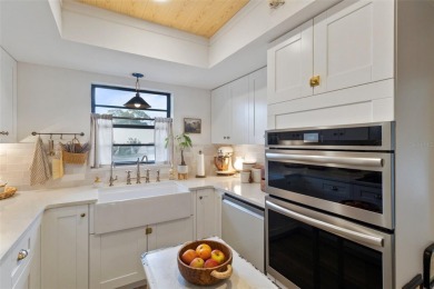 Fully Remodeled 2/2 Condo in The Meadows - Prime Sarasota on The Meadows Golf and Country Club in Florida - for sale on GolfHomes.com, golf home, golf lot