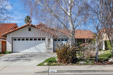 Perfectly positioned on the 3rd green of the Paso Robles Golf on River Oaks Golf Course in California - for sale on GolfHomes.com, golf home, golf lot
