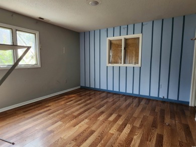 CALLING ALL INVESTORS --- Fixer Upper Estate Sale!!! Have you on Beachwood Golf Club in South Carolina - for sale on GolfHomes.com, golf home, golf lot