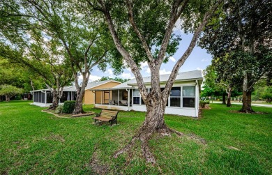 Welcome to carefree Florida living in this move-in ready on Summertree Golf Course in Florida - for sale on GolfHomes.com, golf home, golf lot