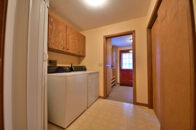 Enjoy golf course living with this charming 2-bedroom, 2-bath on Birch Pointe Golf Club in Michigan - for sale on GolfHomes.com, golf home, golf lot