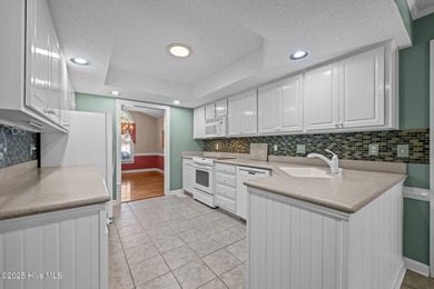 Welcome home to this beautifully maintained 3-bedroom, 2-bath on Emerald Golf Club in North Carolina - for sale on GolfHomes.com, golf home, golf lot