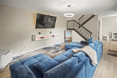 OFFERING SELLERS CREDIT. Get up to $10,000.00 qualified Buyers on Pine Island Ridge Country Club in Florida - for sale on GolfHomes.com, golf home, golf lot