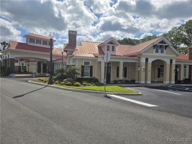 THE BLUE HERON TOWNHOUSE - Located in * The Premier Lakeside on Inverness Golf and Country Club in Florida - for sale on GolfHomes.com, golf home, golf lot