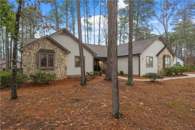 Wooded Lot in the Heart of Keowee Key on Keowee Key Golf and Country Club in South Carolina - for sale on GolfHomes.com, golf home, golf lot