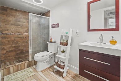 OFFERING SELLERS CREDIT. Get up to $10,000.00 qualified Buyers on Pine Island Ridge Country Club in Florida - for sale on GolfHomes.com, golf home, golf lot