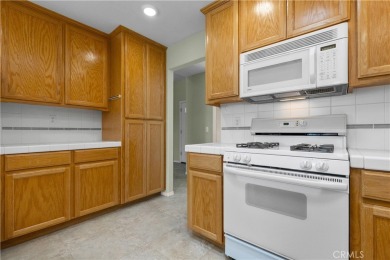SINGLE LEVEL, GOLF COURSE HOME! Set on the fairway in a on Paso Robles Golf Club in California - for sale on GolfHomes.com, golf home, golf lot