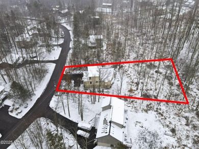 Welcome to this beautifully updated 4-bedroom, 3.5-bath home in on The Hideout Golf in Pennsylvania - for sale on GolfHomes.com, golf home, golf lot