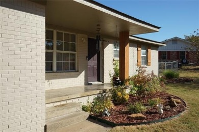 **Move in ready home looking for a new family** Check out this 3 on Oak Hills Country Club in Oklahoma - for sale on GolfHomes.com, golf home, golf lot