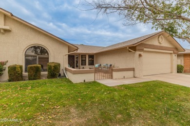 This beautiful 2 bedroom 2 bathroom home boasts spacious vaulted on Stardust Golf Course in Arizona - for sale on GolfHomes.com, golf home, golf lot